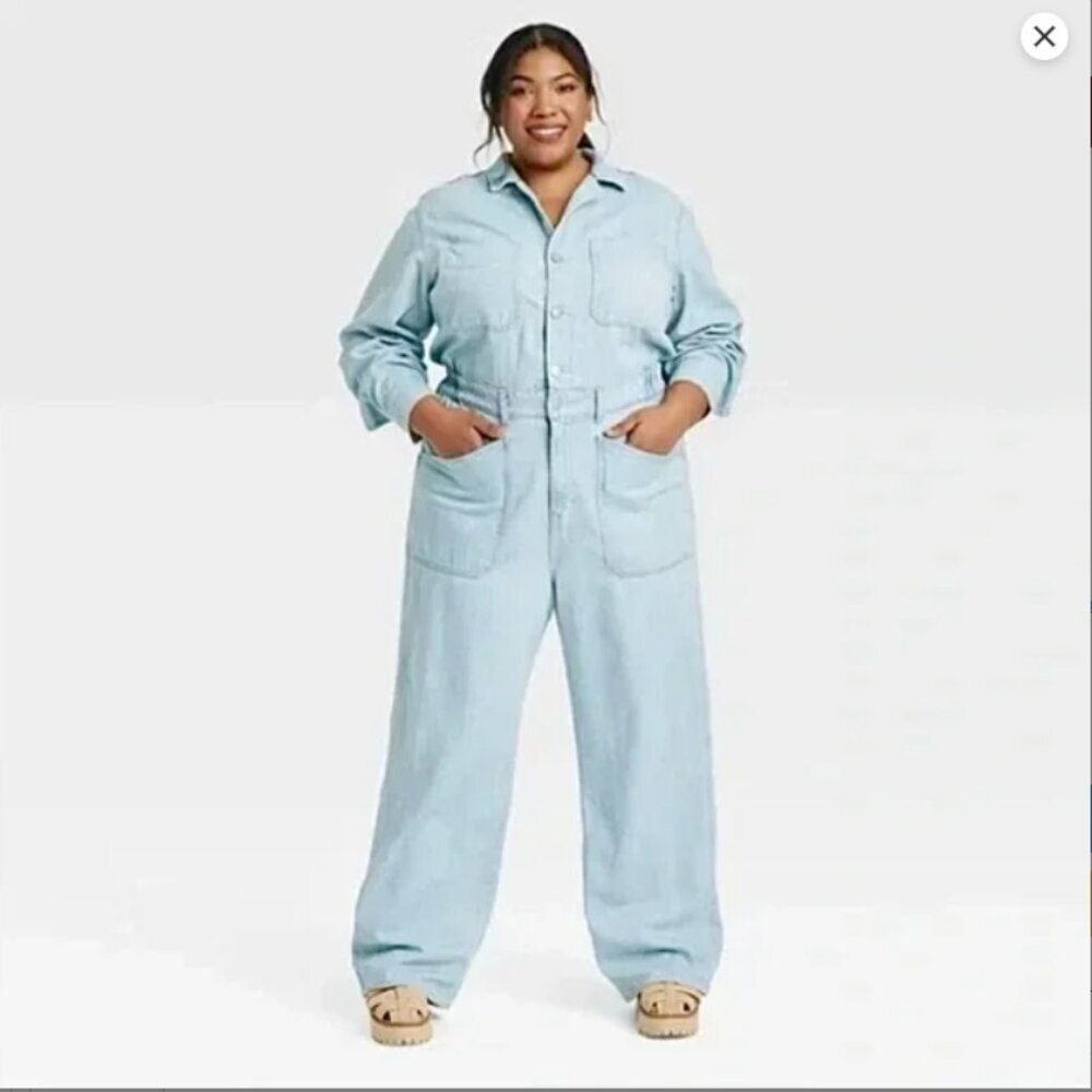 Women's Long Sleeve Utility Baggy Denim Jumpsuit light wash